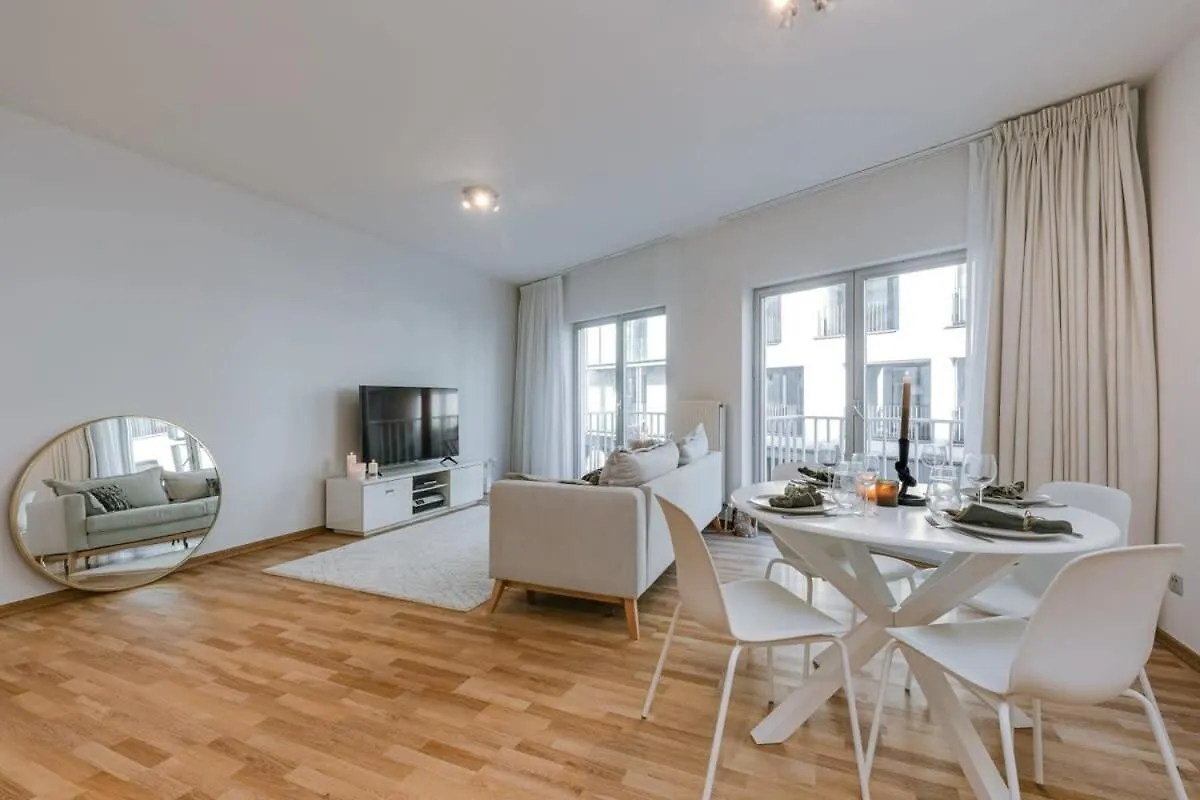 Stylish Apartment With Terrace And Balcony Antwerpia