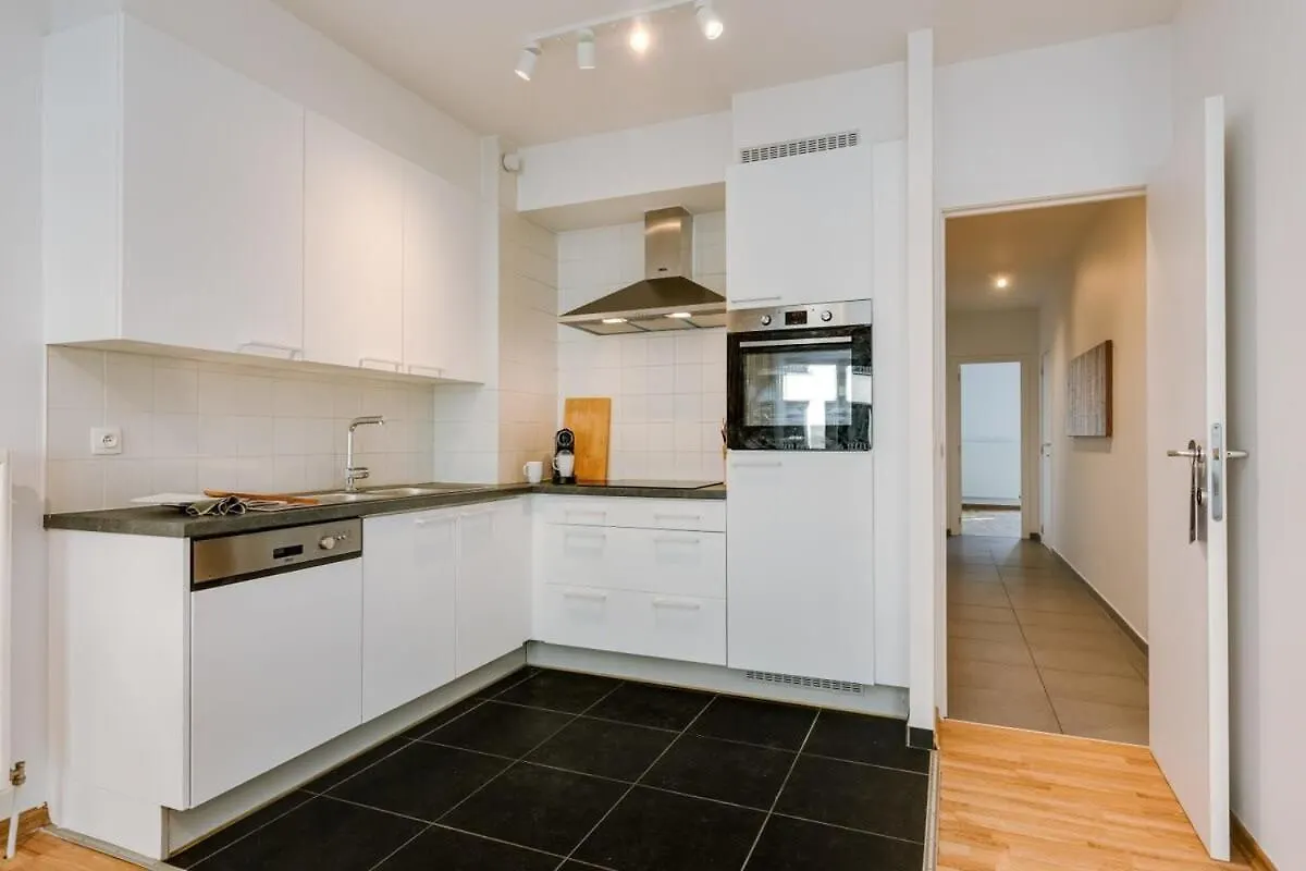 Stylish Apartment With Terrace And Balcony Antwerpen
